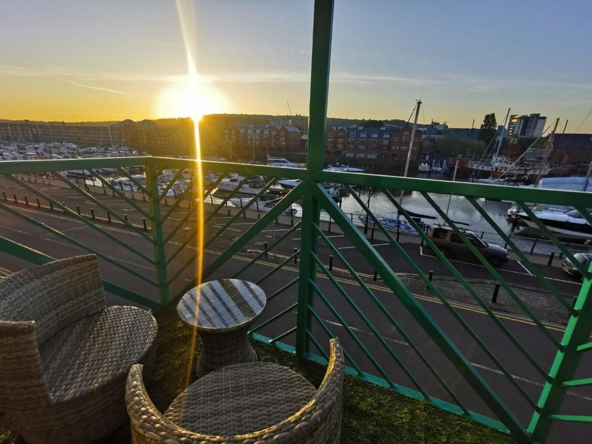 Apartment By The Beach Swansea Buitenkant foto